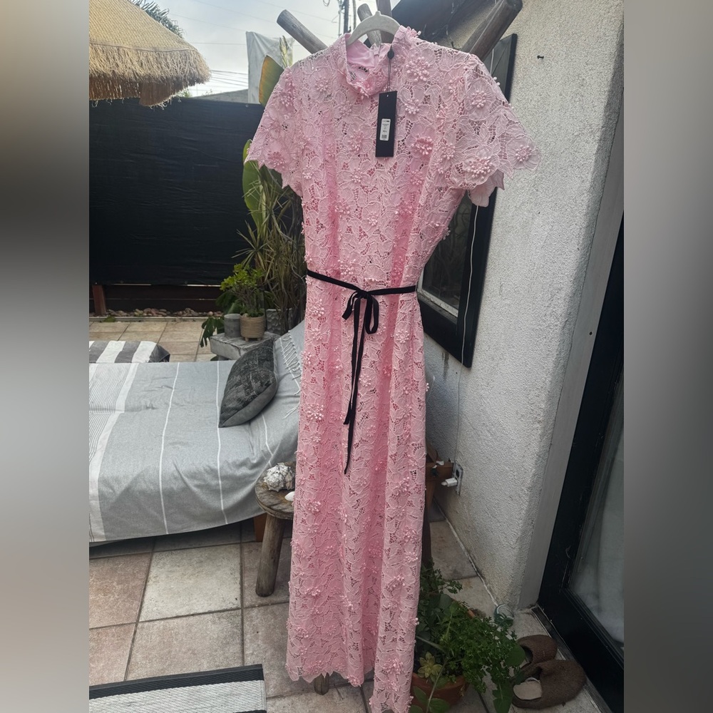 Chic Pink Lace Maxi Dress with Black Belt